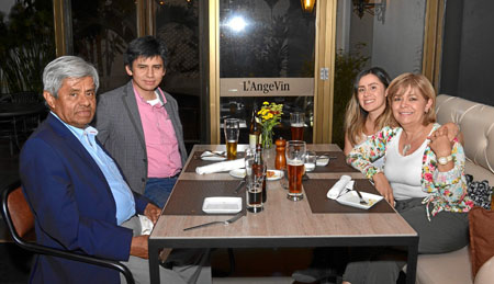 Luis Eduardo Ramírez Zapata, Alejandro Ramírez Zapata, Laura Ramírez Jaramillo y Gloria Cecilia Jaramillo Salazar.