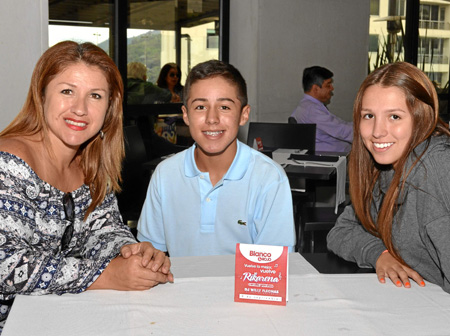 María Claudia Ocampo Salazar, Santiago Díaz Ocampo y Manuela Díaz Ocampo. 