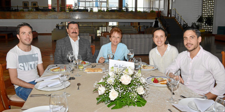 Juan Carlos Pérez Quintero, Luis Fernando Pérez Quintero, Colombia Quintero de Pérez, Ana María Pérez Quintero y Gabriel Durán.