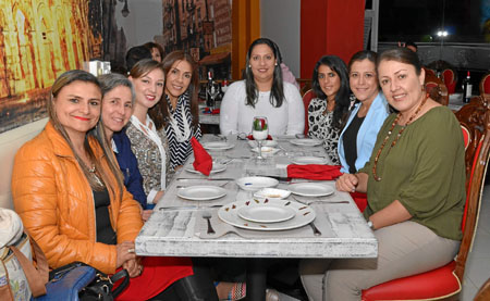 Julialba Castellanos, Diana Gómez, Diana Jaramillo, Andrea del Pilar González, Karol García, Claudia Guerrero, Liliana Escobar y