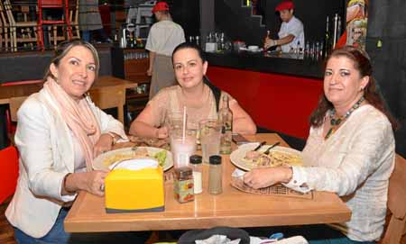 Gloria Lucía Pava Miranda, Sandra Patricia Ospina Salazar y Olga Esperanza Jaramillo Salazar.