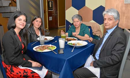 Lina Cepeda Fontal, Sara Rodríguez Martínez, Ruth Fontal Aponte y Francisco Cepeda López.