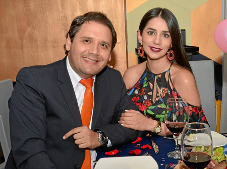Andrés Felipe Ruiz Echeverry le celebró el cumpleaños a Diana Fernanda Candamil Arredondo en una comida en el restaurante L’Atel
