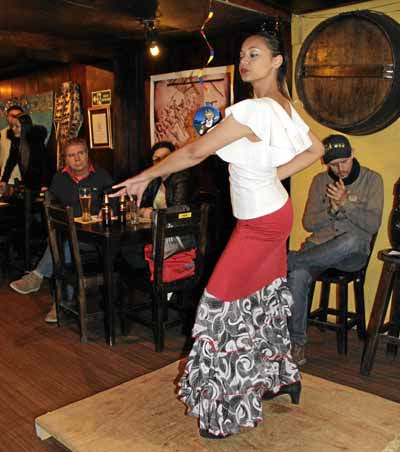 María Victoria Osorio, bailarina de Flamenco.