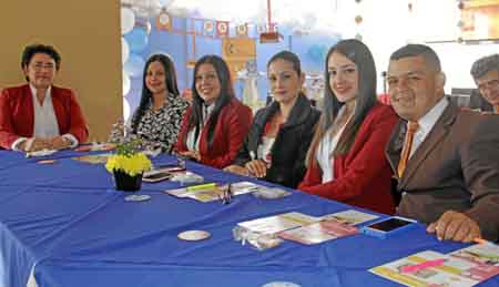Jakeline Velásquez, María Alejandra Sánchez, Anlly Vanesa Dávila, Lida Hernández, Carolina Correa y Andrés Ossa.