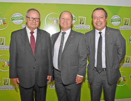 Orlando Sierra Cardona, Guillermo Orlando Sierra Sierra, rector; y Jorge Iván Jurado Salgado, vicerrector.