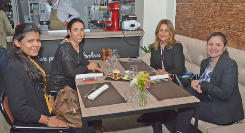 Liseth Reales Silvera, Patricia Montaño Betancur, Ana Rita Russo de Sánchez y Luz Caroll González Mancipe.