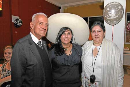 Óscar Gaviria Valencia, Claudia Patricia Gaviria Gallo y Jacinta Gallo de Gaviria. 