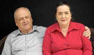 Alberto y Judith celebrarán sus bodas de oro junto a sus hijas Carolina y Elsa Victoria, y de sus nietos Daniel, Sara, Salome, M