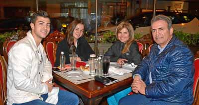 Foto | José Fernando Tangarife | LA PATRIA Martín Gallego Gómez, Andrea Vásquez Amaya, Constanza Gómez Villegas y Jesús Bernardo