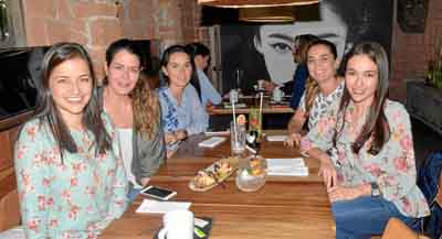 Carolina Rodríguez López, Carolina Osorio Giraldo, Laura Meza Uribe, Érika VillaPrada y Tatiana Botero Gutiérrez.