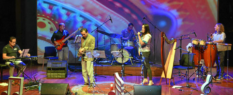 La agrupación Miguel Ángel Lous y su Banda durante el concierto.