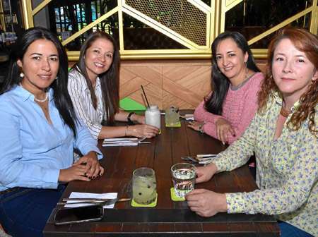 Milena Prieto Herrera, Luisa Velásquez Restrepo, Ángela María Cárdenas Correa y Liliana Jaramillo Hurtado.