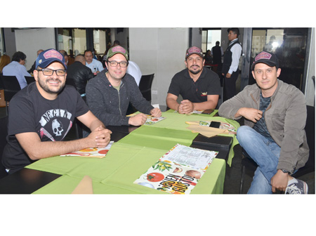 Foto | José Fernando Tangarife | LA PATRIA Miguel Lemus Velásquez, gerente de Jackman Store; Felipe Castrillón Arango, ImporBeer