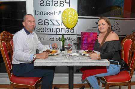 Julián Londoño Gálvez y Joana Martínez Álvarez celebraron el cumpleaños de ella en el restaurante Spago.