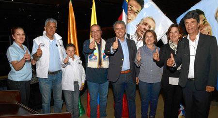 María Teresa Vásquez, Luis Fernando Gómez, Jerónimo Gómez, Carlos Felipe Mejía, Iván Duque, Luz Adriana Mejía, Adriana Gutiérrez