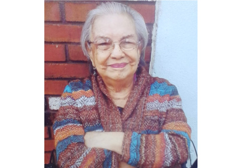 ¡ Ay…! Qué bonita que es la vida… Aunque a veces duela tanto…  Acordes, imágenes en remolino revoloteaban en el recuerdo… ¡ Mamá