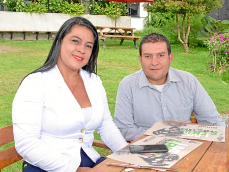 Mónica Rivera Jaramillo y Juan Carlos Cortés, de la empresa Media Commerce, se reunieron en un almuerzo en el restaurante Cortes