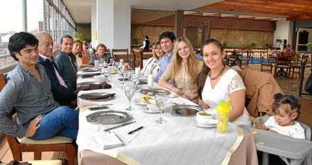 Foto | José Fernando Tangarife | LA PATRIA Carlos Gómez, Ildorfo Gómez Aristizábal, Manuela Aristizábal Jaramillo, Stella Gómez 