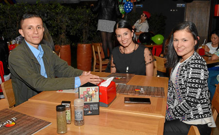 Daniel Gutiérrez Espinosa, Johanna Gutiérrez Espinosa y Ruth Gutiérrez Espinosa.