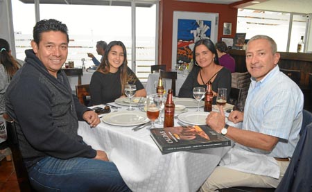 Marco Antonio Flórez, Geraldine Torres Sepúlveda, Esperanza Sepúlveda Candia y Luis Ómar Torres González.