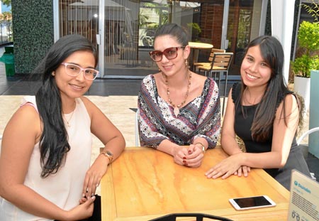 Manuela Agudelo Aguirre, Diana Fernanda Candamil Arredondo y Natalia Ordóñez González.