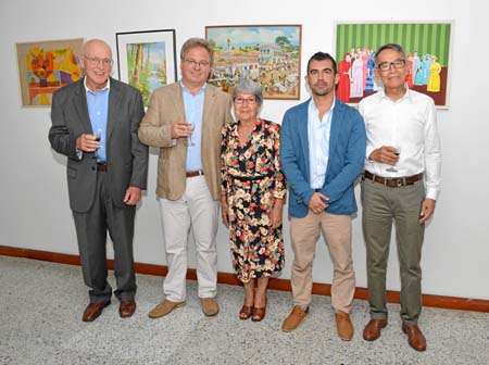 Gale Gibson, Pedro Felipe Hoyos Körbel, Eloína Chica de Gibson, Hernán Alberto Bedoya Cadavid y Abraham Solórzano Cuervo. 