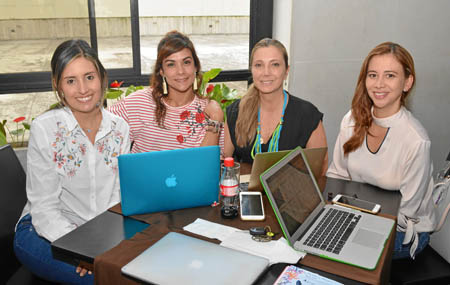 Luisa Fernanda Torres Tabares, Diana Estrada Vélez, Adriana Muñoz Ángel y Vicky Coppiano Palacio, de la Agencia AM Coppiano.