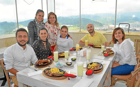 Francisco Muñoz Rubio, Luz Ángela Ballesteros Valderrama, Ana María Arias Ramírez, Germán Ramírez Cardona y Jéssica López Quinte