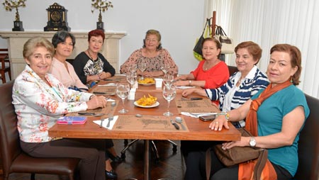 Stella Orozco Calle, María Elena Henao González, Ofelia Valencia de Arias, Irma Hernández de Zuluaga, Alba Alicia Ramírez Aristi