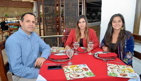 Gabriel Jaime Londoño Berrío, Ximena Franco Jaramillo y María Ximena González Peláez.