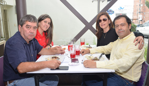 Federico Santander Mejía, Viviana Marcela Zuluaga Echeverri, Patty Zuluaga Villegas y Rogelio Serna Hurtado.