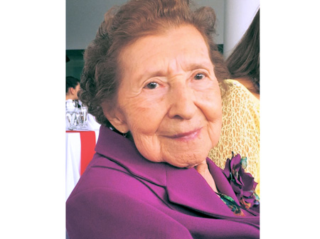 ESTELA ACERO DE CASTELLANOS.