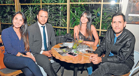 Eliana Osorio García, Juan Andrés Triana Rojas, Daniela Osorio García y Santiago Martínez Aristizábal.