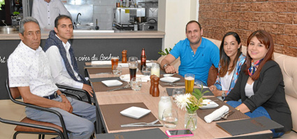 Edilberto Álvarez, Juan David Álvarez Ramírez, Camilo Bravo Potes, Lina Álvarez Ramírez y Lorena Álvarez Cortés.