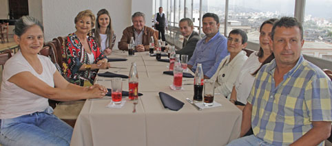 Luisa Beltrán, Ángela María Gómez de Cárdenas, Carolina Cárdenas Gómez, Jaime Cárdenas Jaramillo, Hernán Giraldo Arango, Carlos 