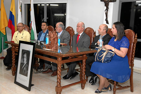 Marco Tulio Jaramillo, vicerrector Académico de la Universidad de Caldas; Orlando Quiceno Gallego, presidente del Concejo de Man