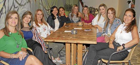 Carmenza Durán, Luisa María Feria, Martha Beatriz López, Martha González, Patricia Salinas, Liliana Figueroa, Marcela Bernal, Cl