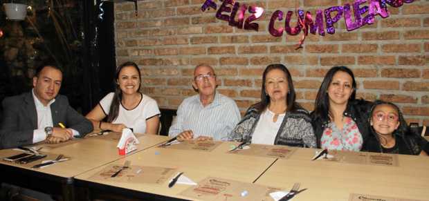 Para celebrar el cumpleaños de María Consuelo Castro se ofreció una comida en el restaurante Asados Chavita.