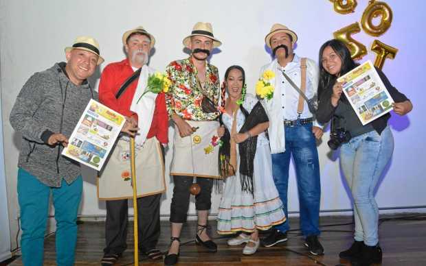 Cafecito, Víctor Santa (Pirulito), Federico Marín Ballesteros, Érika Román Rendón, Mr. Anderson y Valentina Román Zapata.