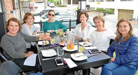 María Matilde Londoño Jaramillo, Liliana Morales Bretón, Hilda Salazar Cruz, Lucy Ocampo de Gómez, Beatriz Helena González Ville
