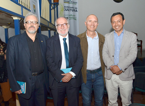 Orlando Mejía Rivera, escritor; Guido Echeverri Piedrahíta, gobernador de Caldas; Octavio Escobar Giraldo, escritor; y Lindon Al