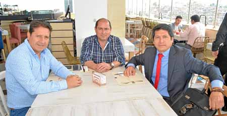 Daniel Buitrago Giraldo, Javier Cuervo Quintero y Germán Quiroga Zapata. 