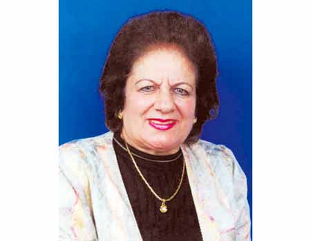 Hoy y siempre nos haces infinita falta pero tu recuerdo santo inspira nuestras vidas y nos consuela el que algún día, siguiendo 