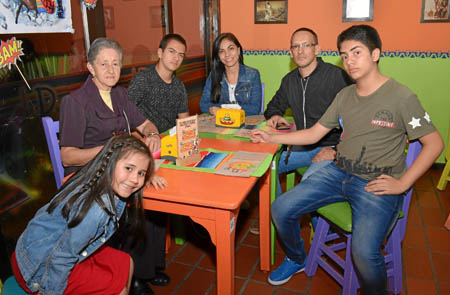 María Fernanda Fernández Usma, Consuelo Betancur, John Alejandro Fernández Giraldo, Gloria Giraldo Obando, John Arley Fernández 