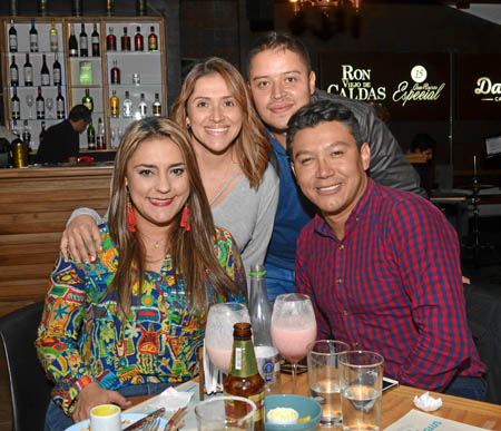 Diana Marcela Buitrago Gómez, Carolina Henao Gómez, Federico Orozco Gómez y Sebastián Hernández López.