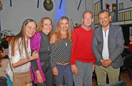 Lucía Van den Enden, Liliana Van den Enden, Rocío Castañeda, Jaime Van den Enden y Lindon Alberto Chavarriaga.
