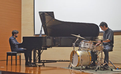 Holman Álvarez y Jorge Sepúlveda, invitados al programa Música y músicos de Latinoamérica y el mundo del Banco de la República.