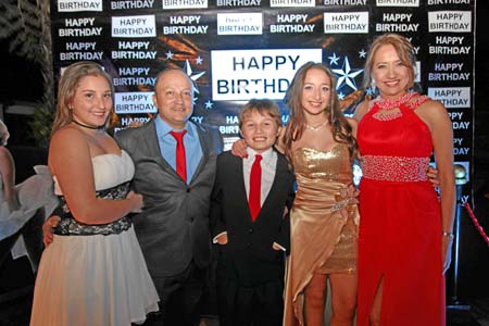 Isabella Henao Ramírez, Mauricio Henao Orozco, Alejandro Henao Ortiz, Valentina Henao Ortiz y Nidia Ortiz Cuéllar. 