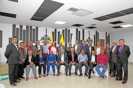 Los fundadores recibieron el escudo Cootilca 30 años. 